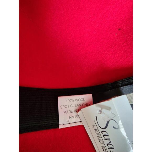 Wool Hat - Picture 3 of 4